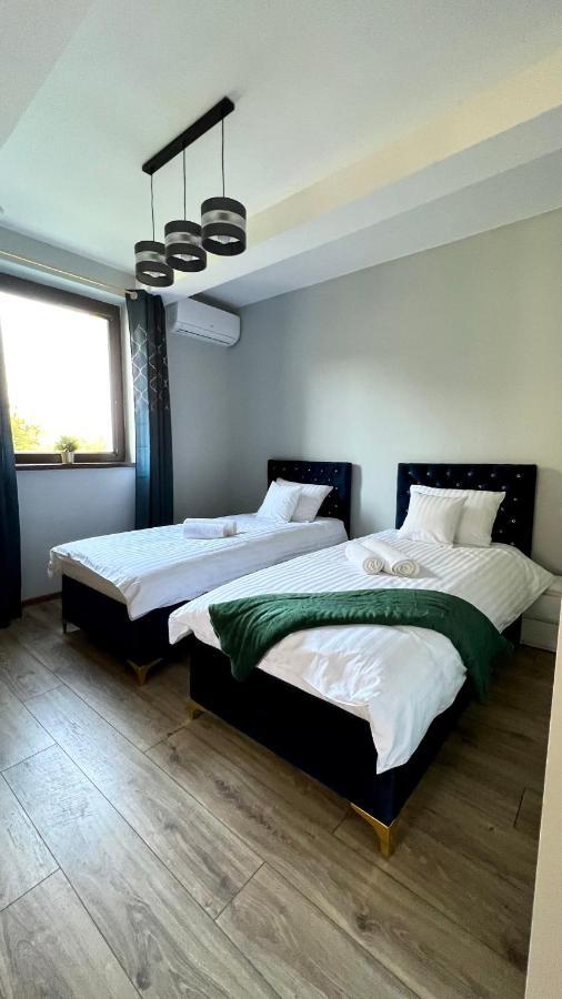 Aparthotel W Dolinie Stawow Zator By Housine Las Εξωτερικό φωτογραφία