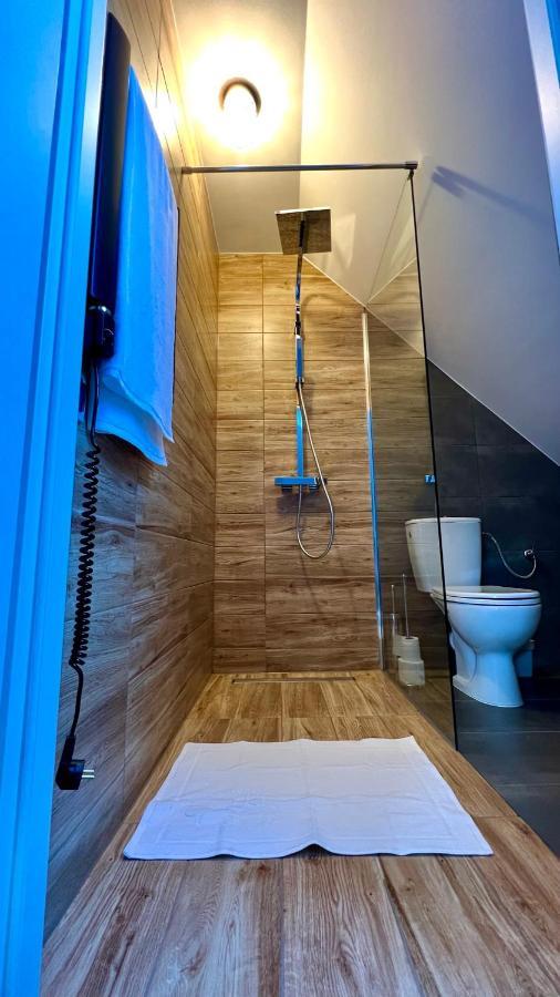 Aparthotel W Dolinie Stawow Zator By Housine Las Εξωτερικό φωτογραφία