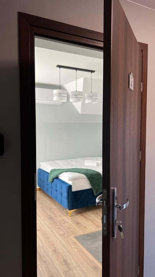 Aparthotel W Dolinie Stawow Zator By Housine Las Εξωτερικό φωτογραφία